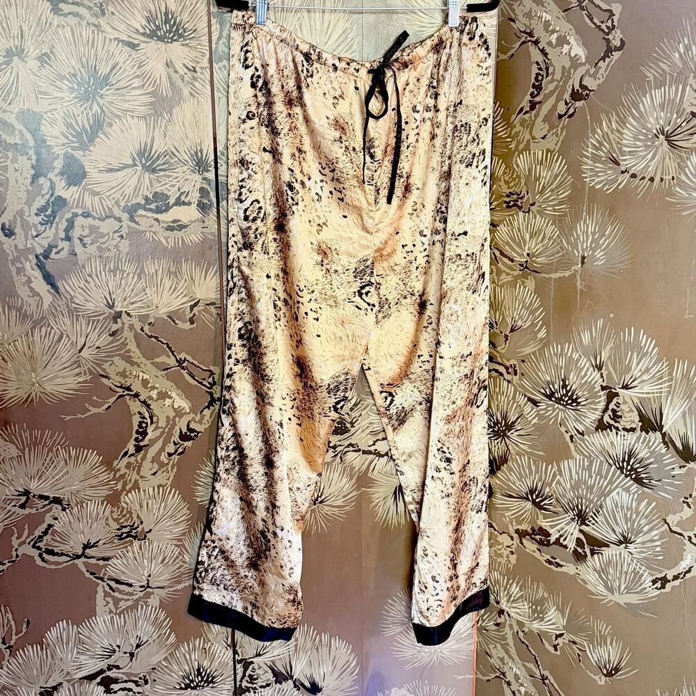 Women's Tan and Cream Pajamas